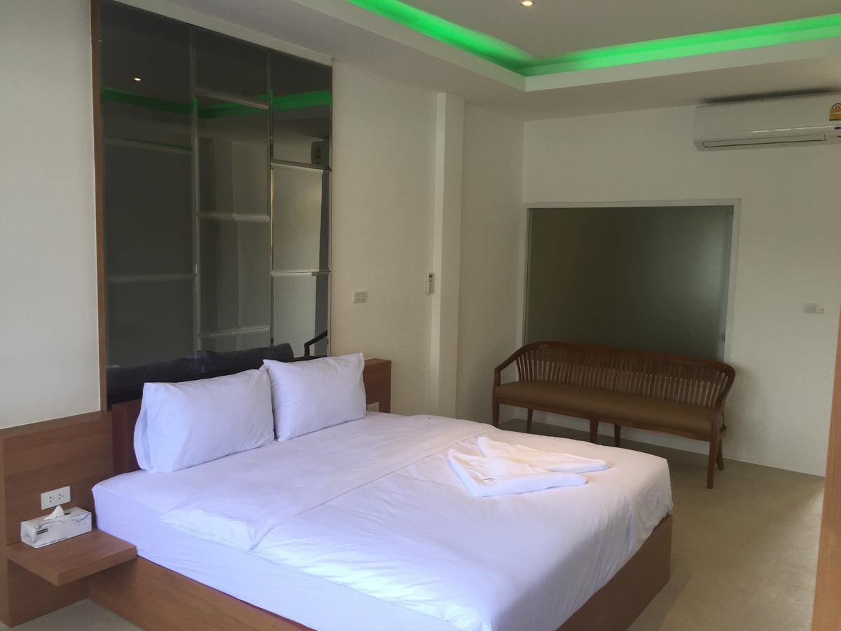 Picasso Motel Pattaya Ngoại thất bức ảnh